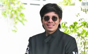 HIDUP mewah dan terkenal di Indonesia, kehidupan sukar Atta yang bermula dari bawah semasa tinggal di Malaysia 20 tahun lalu membentuk siapa dirinya ketika ini.
